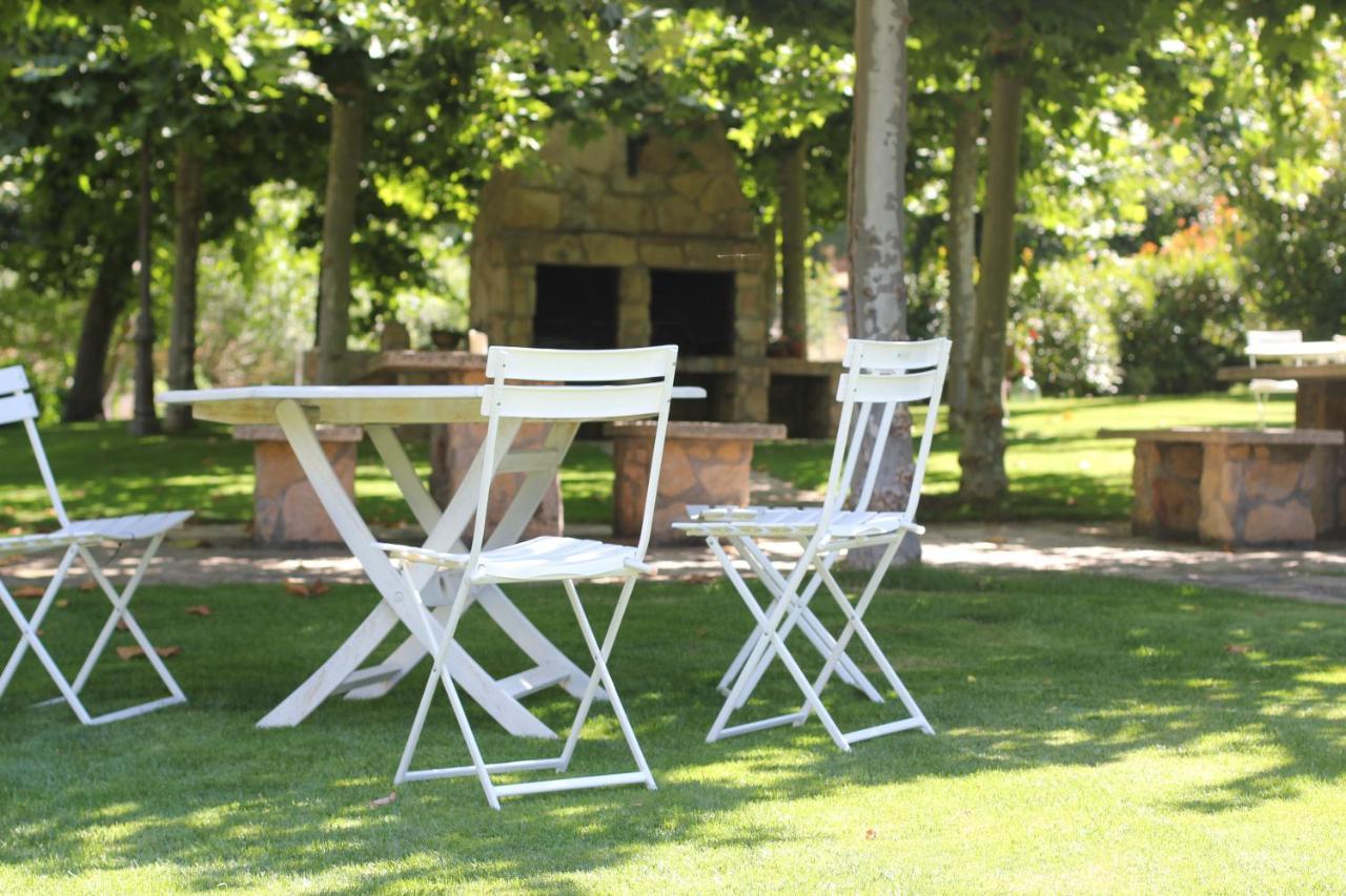 Hotel Ribera Del Corneja Navacepedilla de Corneja 외부 사진